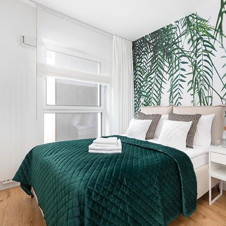 Ecru Luxurious Apartment In Port Praski With Balcony Wwa35 Varşovia Exterior foto
